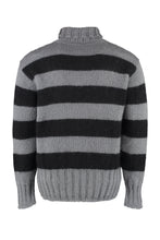 Load image into Gallery viewer, Long sleeve turtleneck
