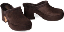 Load image into Gallery viewer, Suede mules
