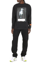 Load image into Gallery viewer, Long sleeve printed cotton T-shirt
