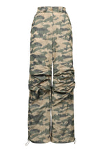 Load image into Gallery viewer, Technical fabric pants
