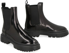 Load image into Gallery viewer, Hogan H619 leather Chelsea boots
