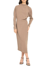 Load image into Gallery viewer, Crepe dress
