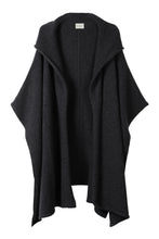 Load image into Gallery viewer, Cashmere cape
