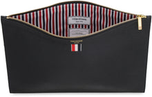Load image into Gallery viewer, Logo detail flat leather pouch
