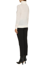 Load image into Gallery viewer, Turtleneck wool pullover
