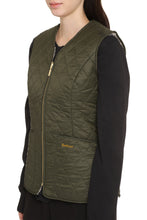 Load image into Gallery viewer, Markenfield padded bodywarmer
