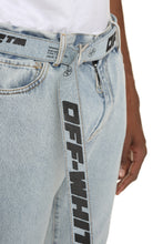 Load image into Gallery viewer, Belted slim fit jeans
