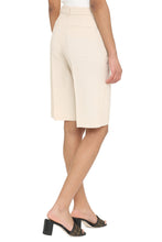 Load image into Gallery viewer, Ordinato high waist bermuda shorts
