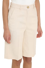 Load image into Gallery viewer, Ordinato high waist bermuda shorts
