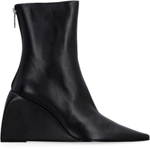 Load image into Gallery viewer, Leather ankle boots
