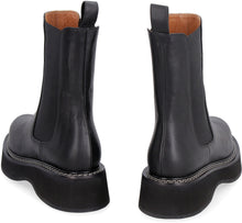 Load image into Gallery viewer, Leather ankle boots
