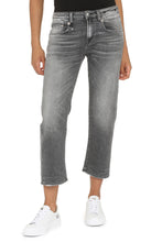 Load image into Gallery viewer, Boy Straight jeans
