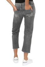 Load image into Gallery viewer, Boy Straight jeans
