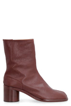 Load image into Gallery viewer, Tabi leather ankle boots
