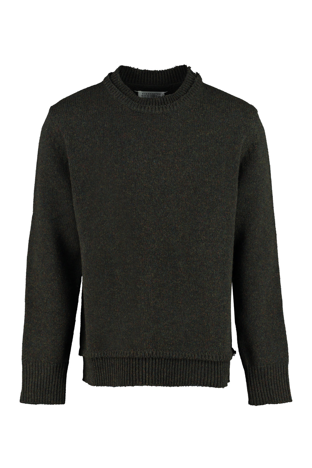 Wool pullover