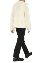 Load image into Gallery viewer, Wool crew-neck pullover
