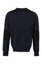 Load image into Gallery viewer, Crew-neck wool sweater
