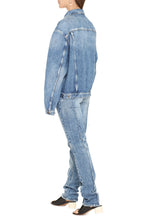 Load image into Gallery viewer, Bleach wash denim jacket
