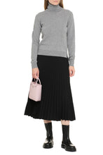 Load image into Gallery viewer, Wool turtleneck sweater
