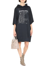 Load image into Gallery viewer, Explanation Post-It printed hooded sweatdress
