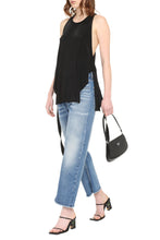 Load image into Gallery viewer, Viscose top
