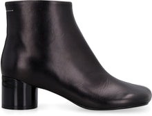 Load image into Gallery viewer, Leather ankle boots
