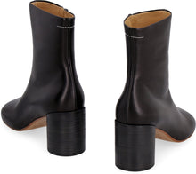 Load image into Gallery viewer, Leather ankle boots
