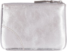 Load image into Gallery viewer, Logo detail flat leather pouch
