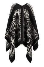 Load image into Gallery viewer, Wool poncho

