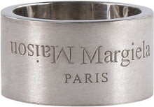 Load image into Gallery viewer, Silver ring
