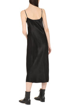 Load image into Gallery viewer, Satin slip-dress

