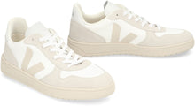 Load image into Gallery viewer, V-10 Low-top sneakers
