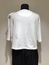 Load image into Gallery viewer, Logo print cotton cropped t-shirt
