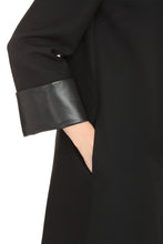 Load image into Gallery viewer, Wool crepe dress
