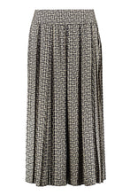 Load image into Gallery viewer, Printed trouser skirt
