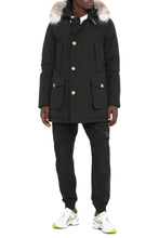 Load image into Gallery viewer, Arctic hooded parka
