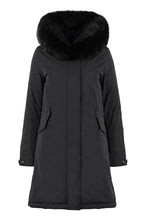 Load image into Gallery viewer, Keystone fur trimmed hood parka
