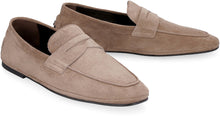 Load image into Gallery viewer, Suede loafers
