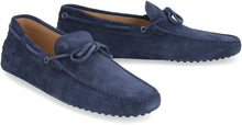 Load image into Gallery viewer, Suede loafers
