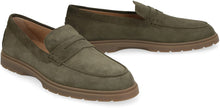 Load image into Gallery viewer, Suede loafers
