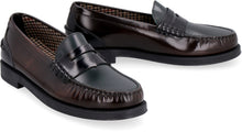 Load image into Gallery viewer, Leather loafers
